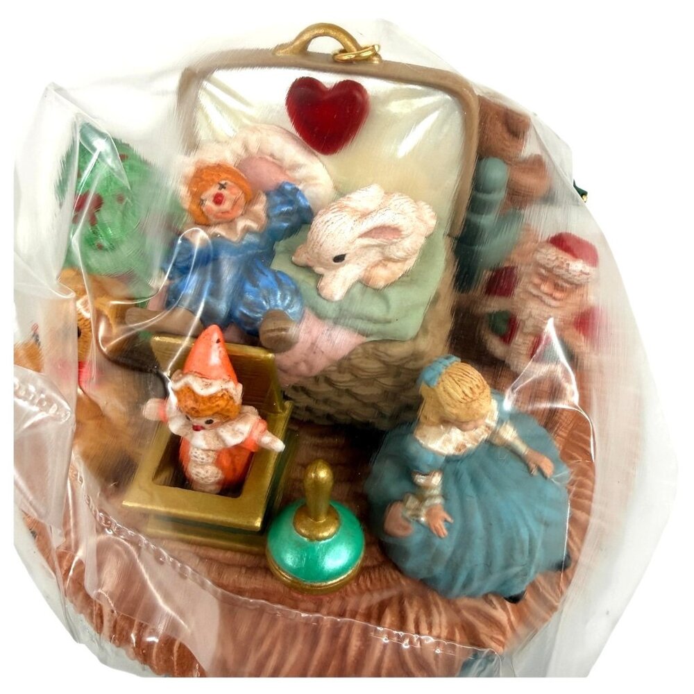 Hallmark Keepsake Ornament Victorian Toy Box Magic Light Motion 1995 Christmas - Picture 3 of 14